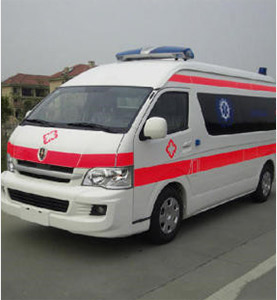 塔什库尔干塔吉克上汽大通救护车
